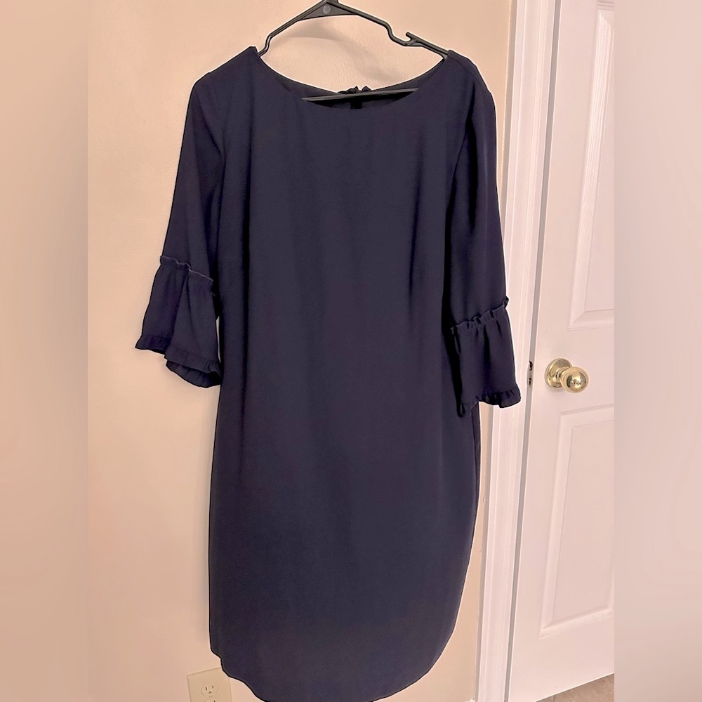 Talbots navy bell sleeve boatneck shift dress with ribbon tie at nape. Size 16
